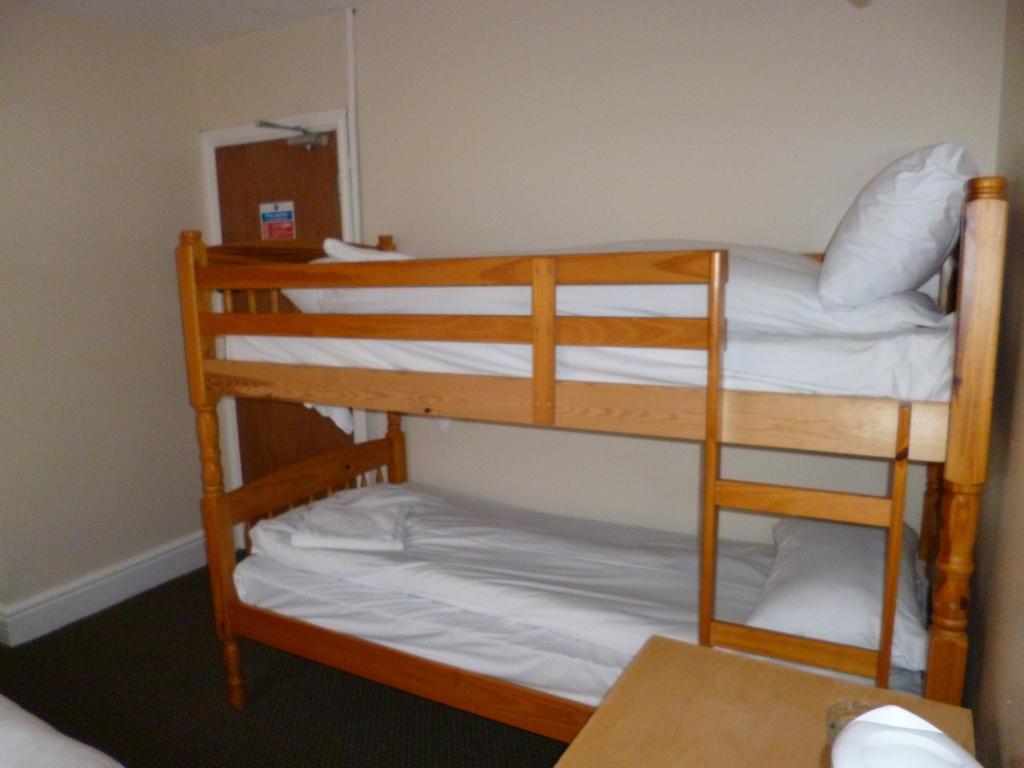 Bed & Breakfast The Lark Blackpool