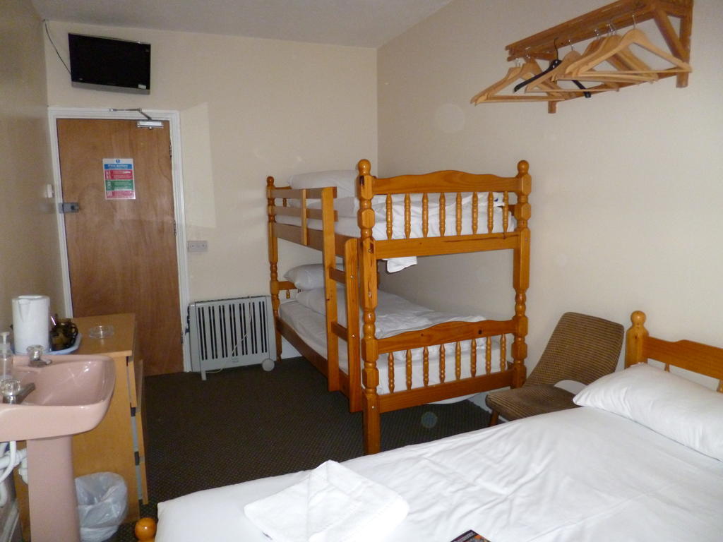 Bed & Breakfast The Lark Blackpool