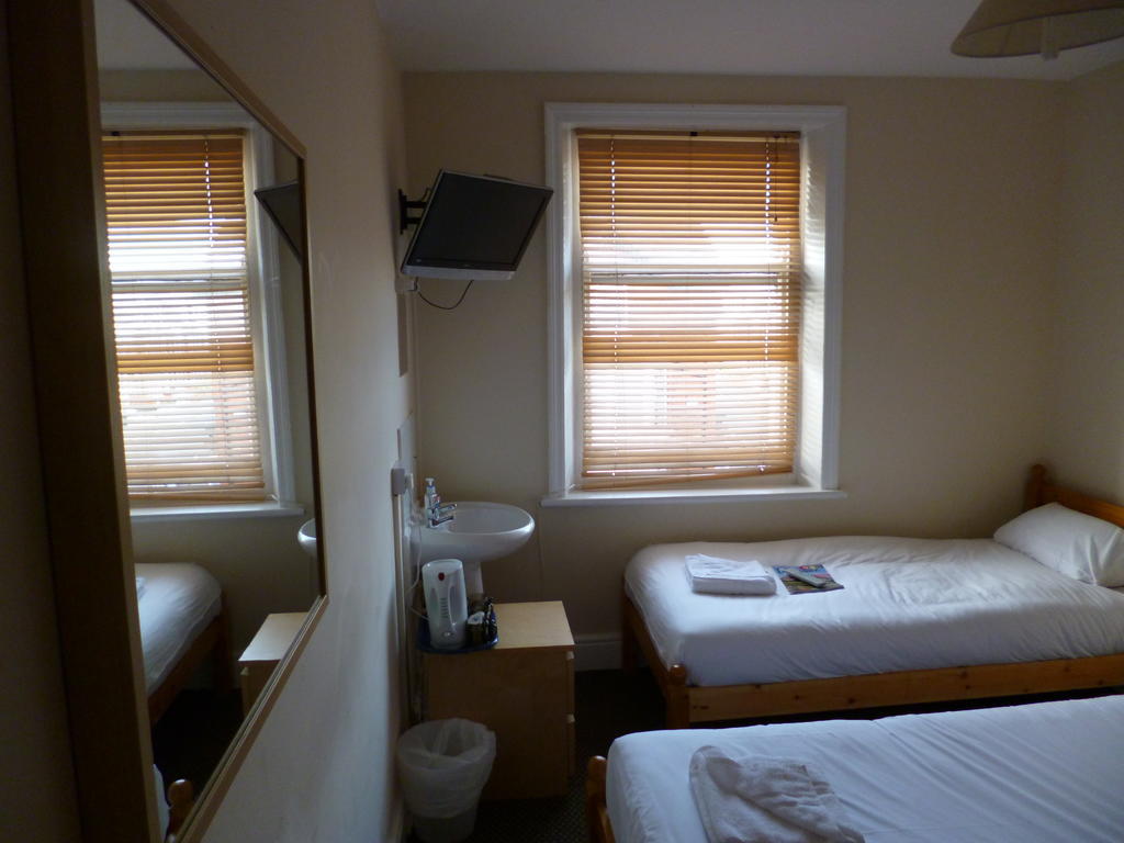 Bed & Breakfast The Lark 2*