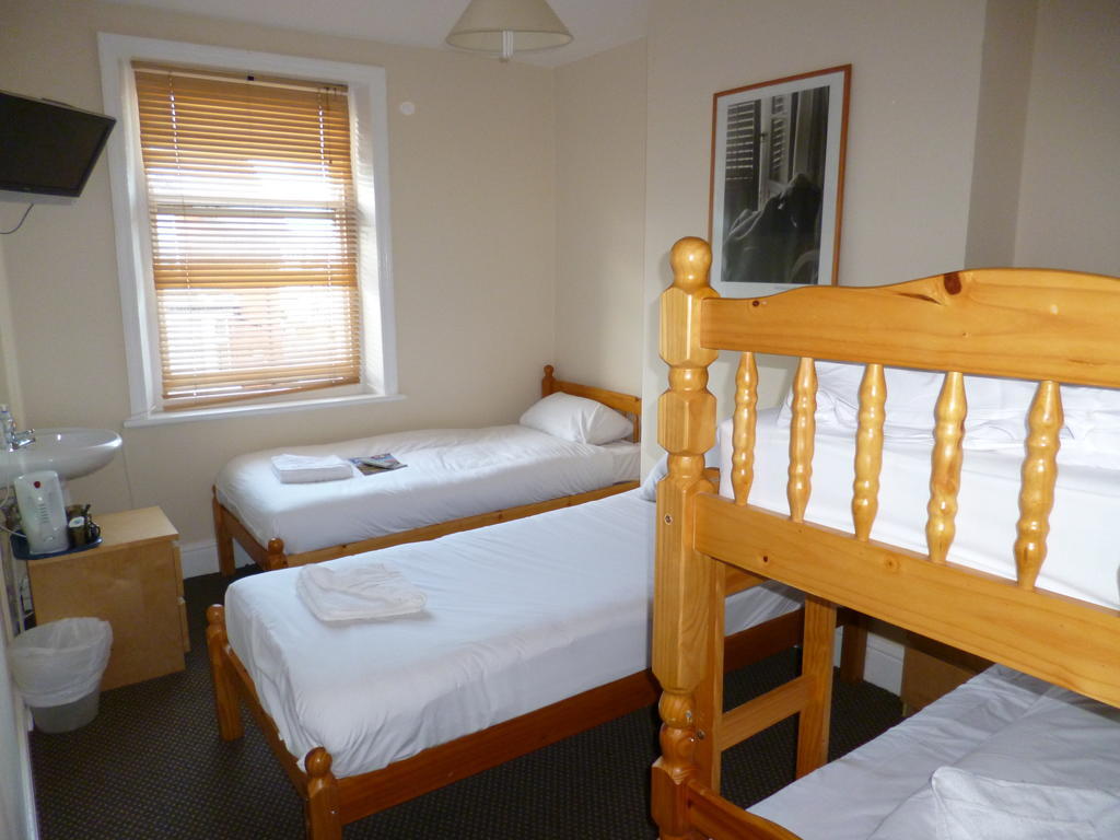Bed & Breakfast The Lark