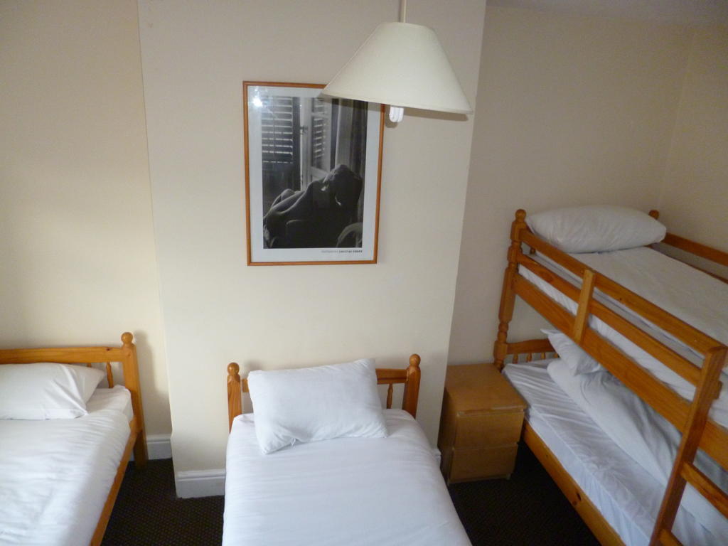 The Lark Bed & Breakfast Blackpool